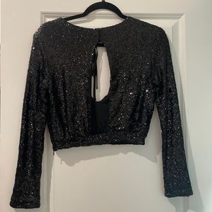 All sequin  cropped top.
